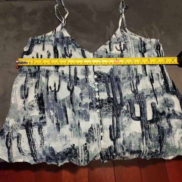 Blue & white camisole tank with buttons, Size S - Picture 6 of 7